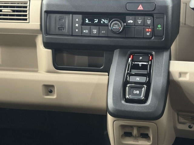Honda N-VAN e: 10