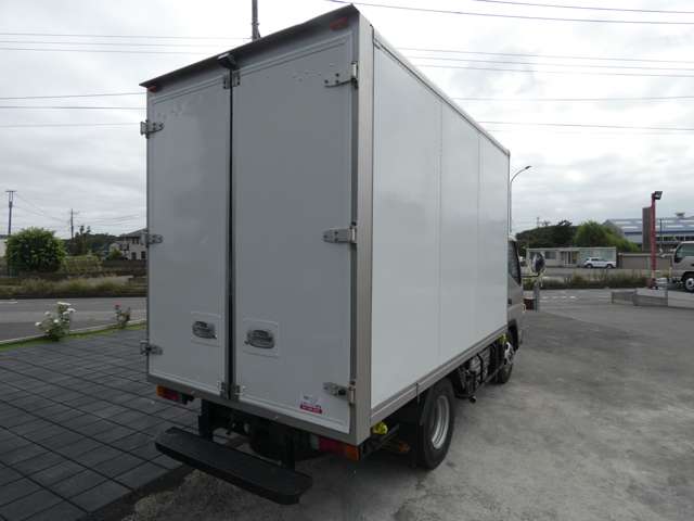 Mitsubishi Fuso Canter 6