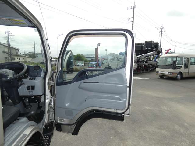 Mitsubishi Fuso Canter 10