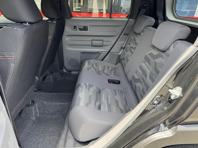 Daihatsu Taft 12