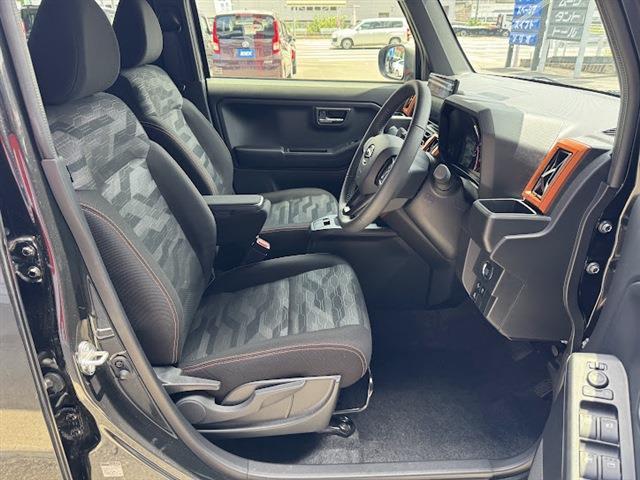 Daihatsu Taft 9
