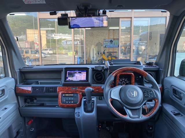 Honda N-VAN 11