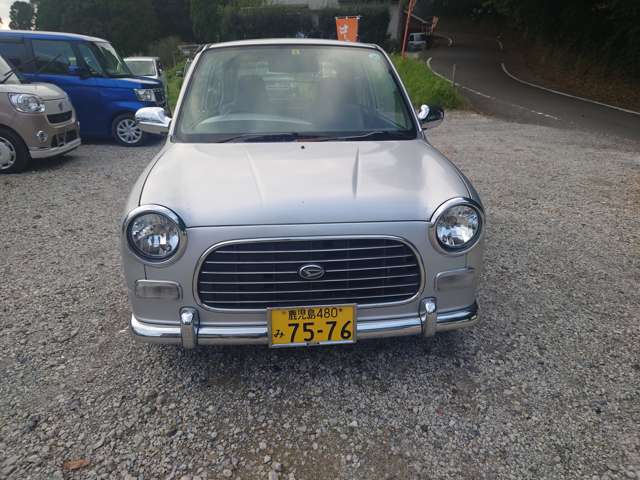 Daihatsu Mira 2