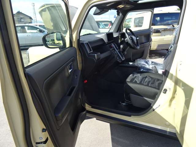 Daihatsu Taft 5