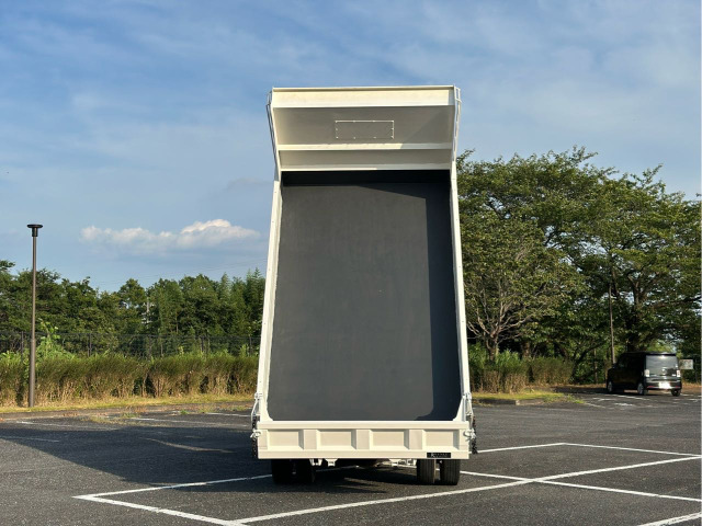 Isuzu Forward 12
