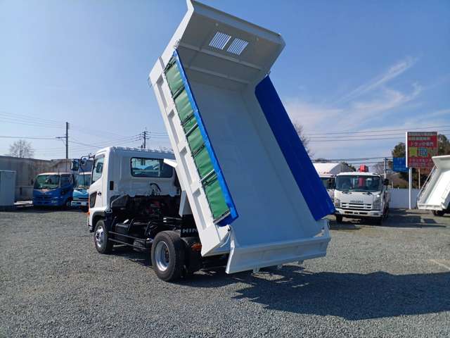 Hino Ranger 12