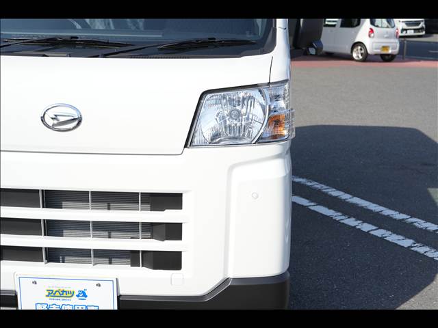 Daihatsu Hijet Cargo 5
