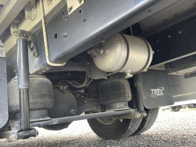 UD Trucks Condor 12