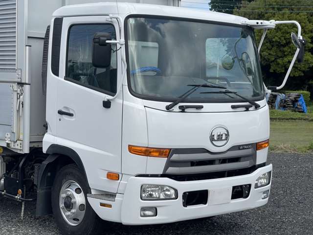 UD Trucks Condor 9
