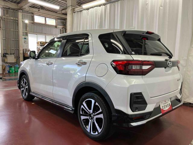 Daihatsu Rocky 6