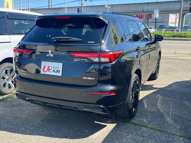 Mitsubishi Outlander 3