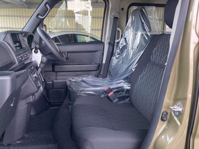 Daihatsu Atrai 12