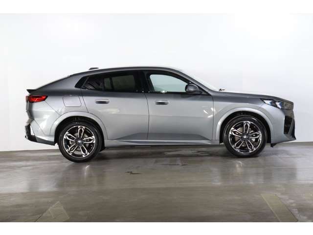 BMW X2 3