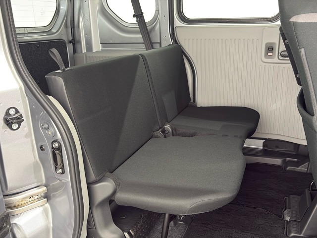 Honda N-VAN e: 12