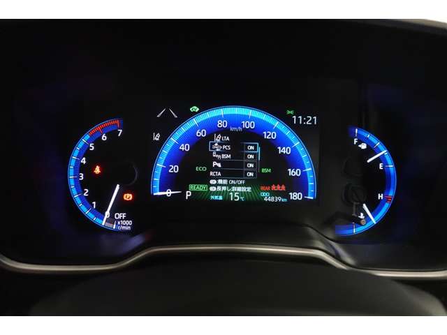 Toyota Corolla Cross 10