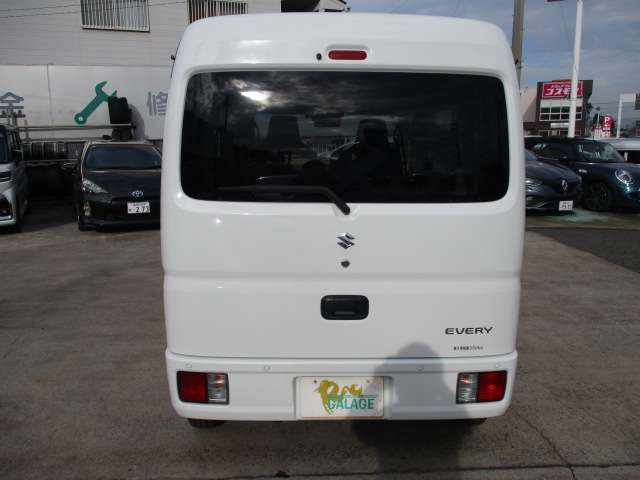 Suzuki Every 8