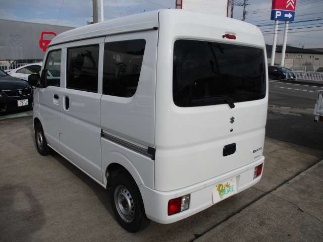 Suzuki Every 9