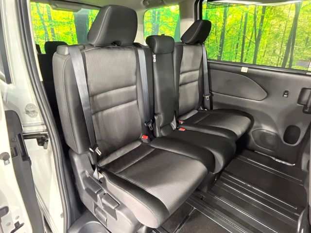 Nissan Serena 9