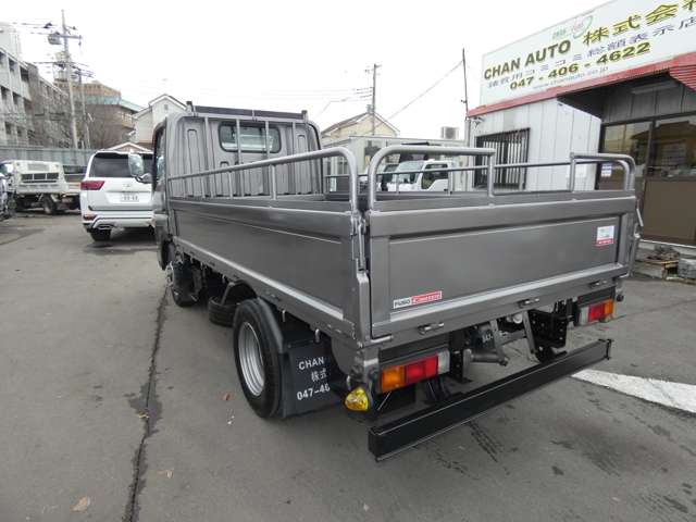 Mitsubishi Fuso Canter 7