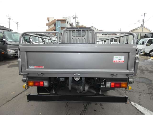 Mitsubishi Fuso Canter 8