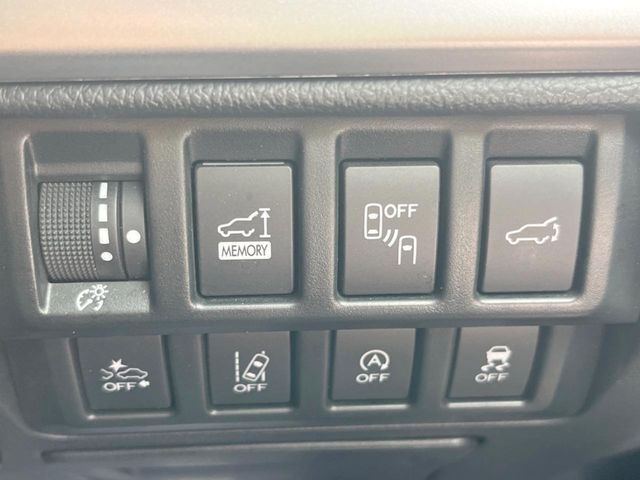 Subaru Legacy Outback 8