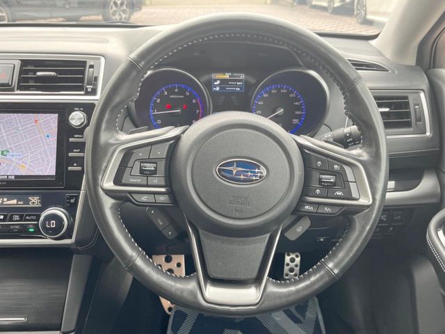 Subaru Legacy Outback 9