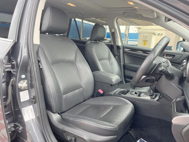 Subaru Legacy Outback 10