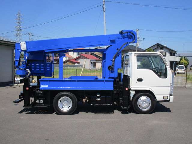 Isuzu Elf 5