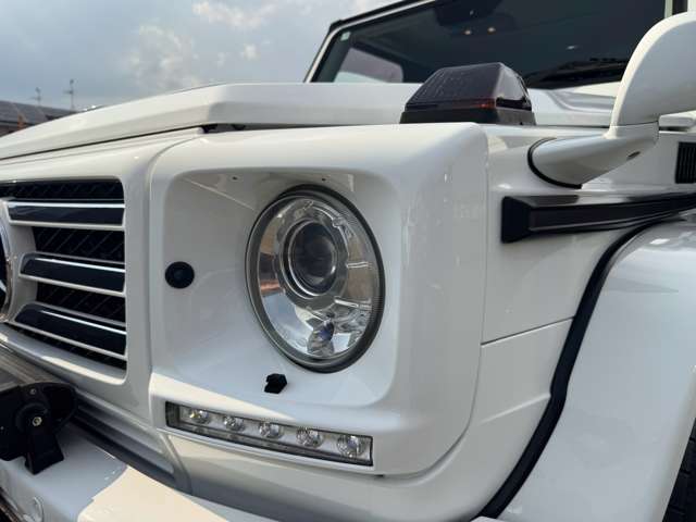 Mercedes-Benz G-Class 9