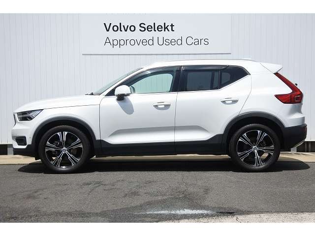 Volvo XC40 11