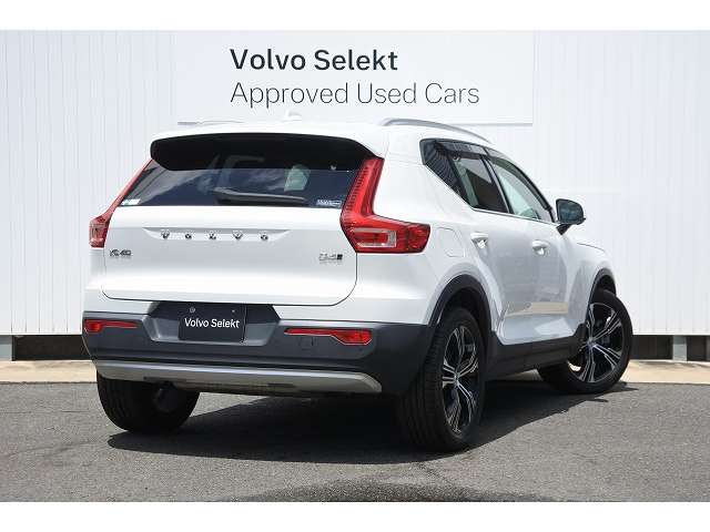 Volvo XC40 8