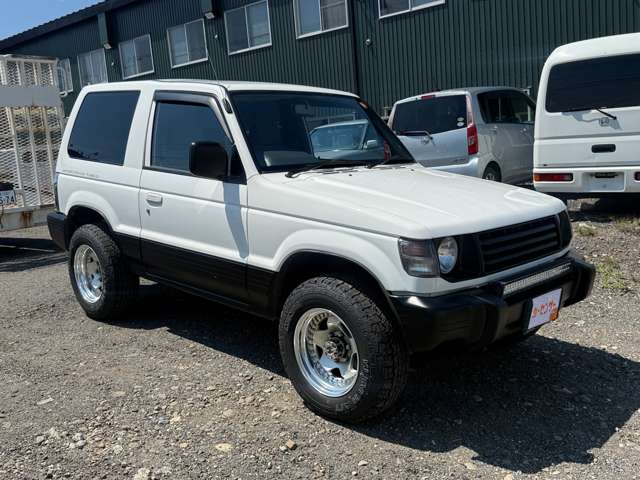 Mitsubishi Pajero 3