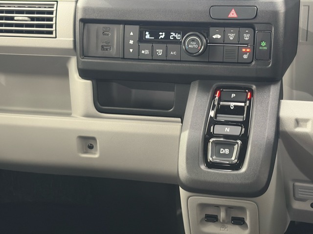 Honda N-VAN e: 10