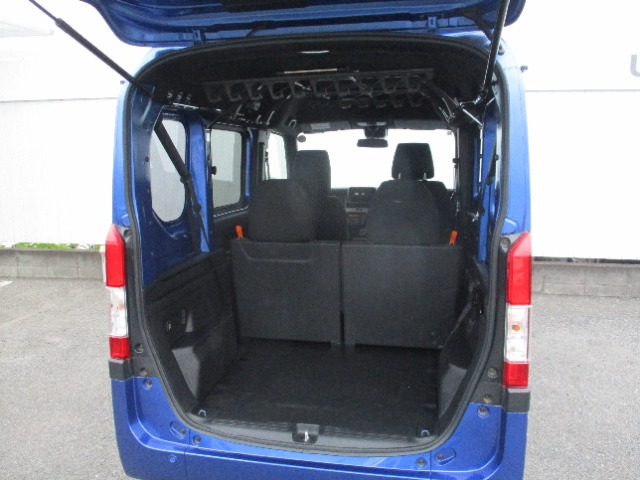 Honda N-VAN 9