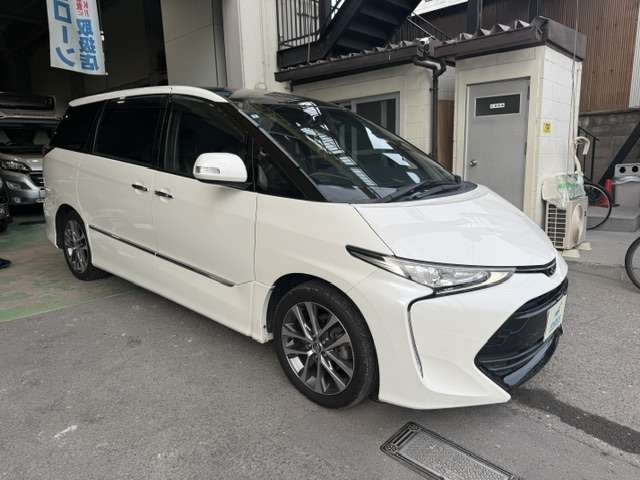 Toyota Estima 2