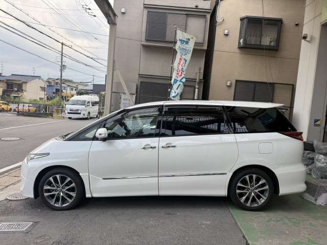 Toyota Estima 10