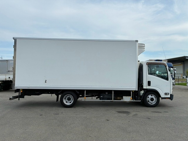 Isuzu Elf 11