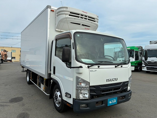 Isuzu Elf 3