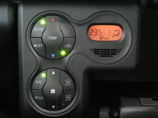 Toyota Succeed Van 12