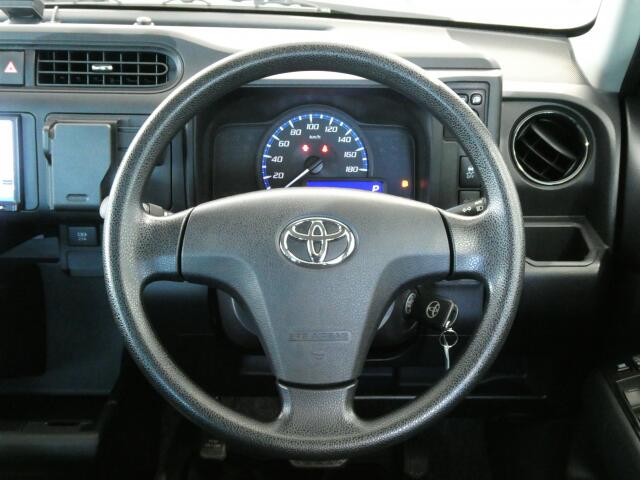 Toyota Succeed Van 7