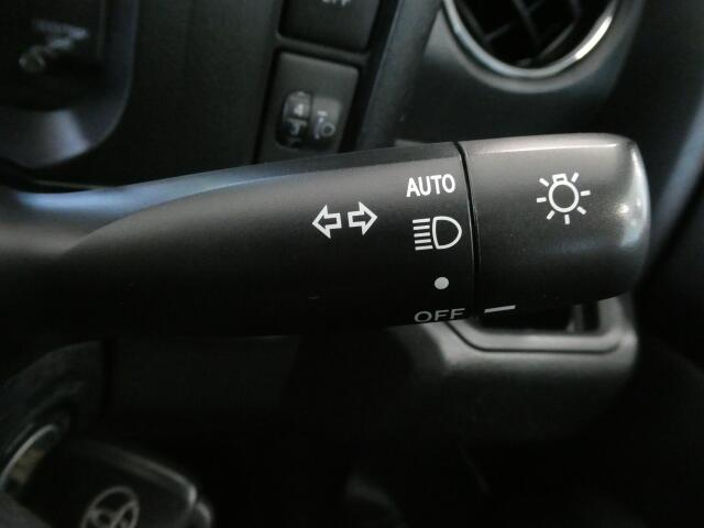 Toyota Succeed Van 9