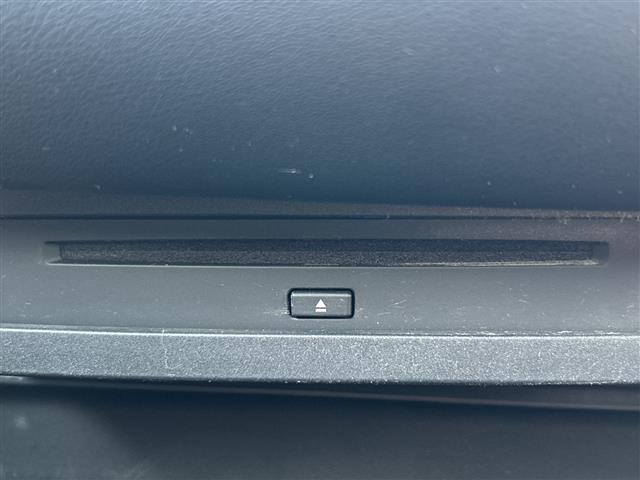 Toyota Voxy 10