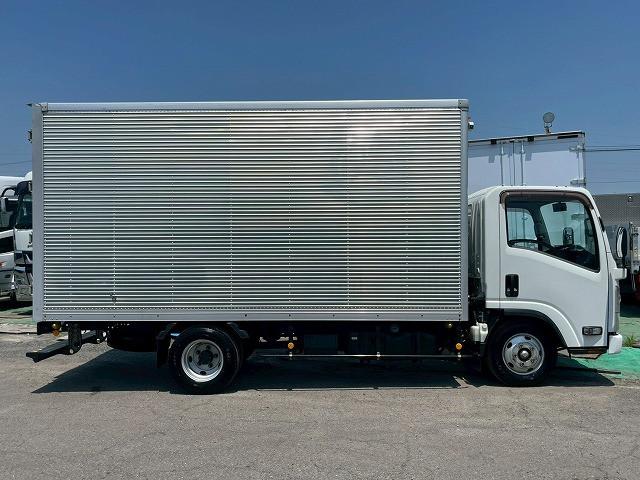 Isuzu Elf 5