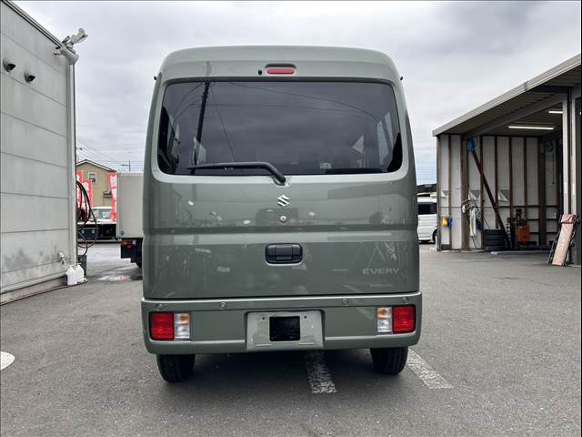 Suzuki Every 12