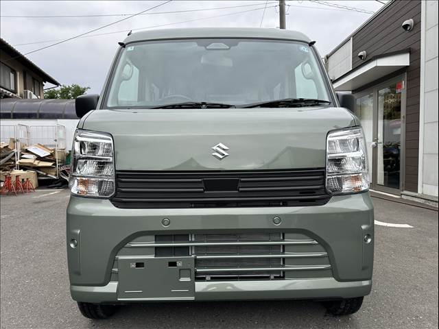 Suzuki Every 8