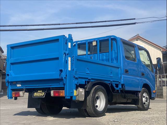 Hino Dutro 2