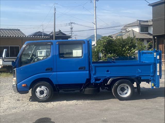 Hino Dutro 6