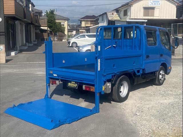 Hino Dutro 9