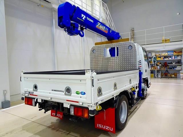 Isuzu Elf 3