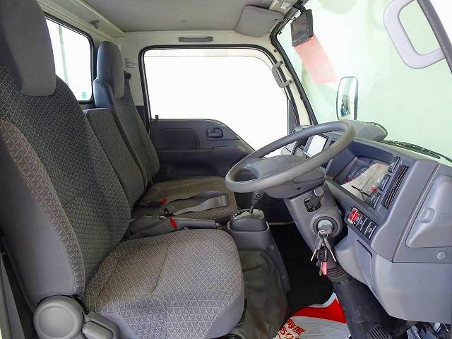 Isuzu Elf 6